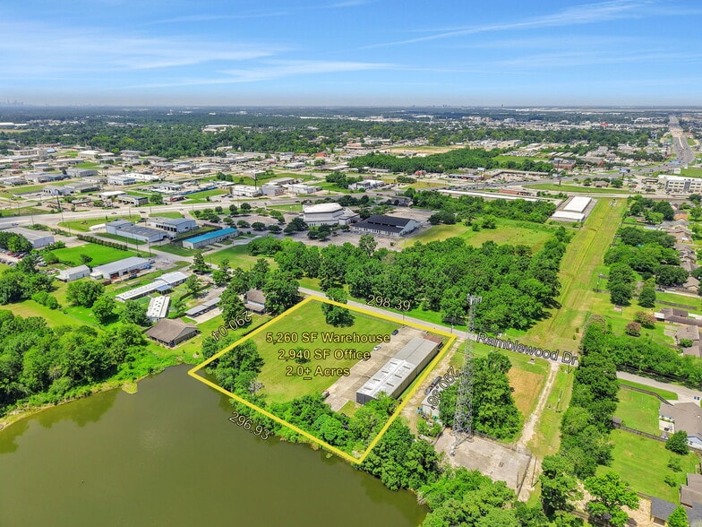 19650 Ramblewood Dr, Humble, TX for sale - Building Photo - Image 2 of 32