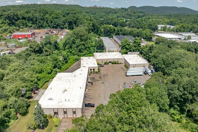 Plus de détails pour 925 Sherman Ave, Hamden, CT - Industriel à louer