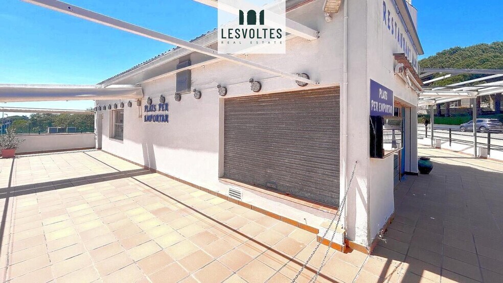 Retail in Palafrugell, Gerona for sale - Interior Photo - Image 3 of 22
