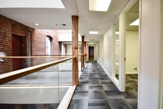 Plus de détails pour 521 SW 11th, Portland, OR - Bureau à louer