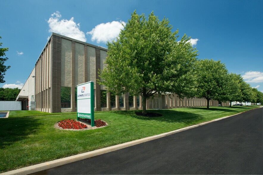 26 Northfield Ave, Edison, NJ à louer - Photo du bâtiment - Image 2 de 2
