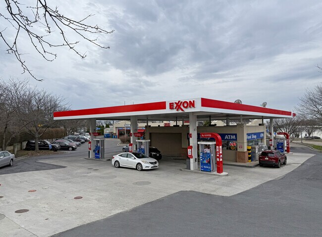 More details for 21101 Frederick Rd, Germantown, MD - Retail for Sale
