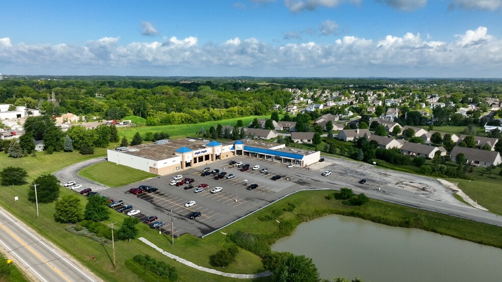 4310-4410 67th Dr, Union Grove, WI for sale - ProVideo LoopNet - Image 2 of 22