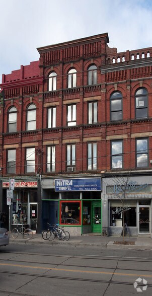 662 Queen St W, Toronto, ON à louer - Photo du bâtiment - Image 2 de 2