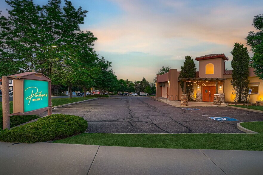 8050 Federal Blvd, Westminster, CO à vendre - Photo du bâtiment - Image 3 de 9