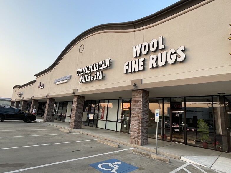 23110 Kuykendahl Rd, Tomball, TX for lease - Building Photo - Image 1 of 5