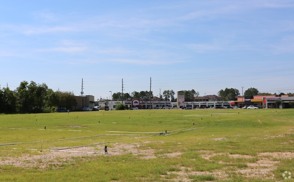 NWQ of FM 1960 E & Aldine Westfield Rd, Houston, TX à louer - Photo du bâtiment - Image 2 de 2