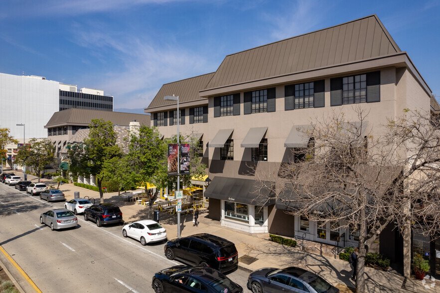 140-146 S Lake Ave, Pasadena, CA for lease - Building Photo - Image 1 of 5