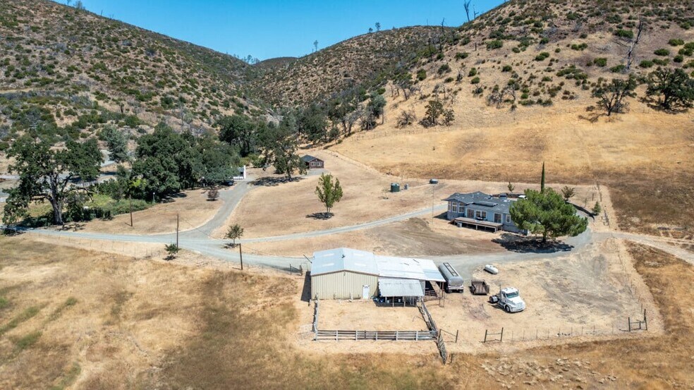 7878 Butts Canyon Rd, Pope Valley, CA for sale - Building Photo - Image 3 of 15