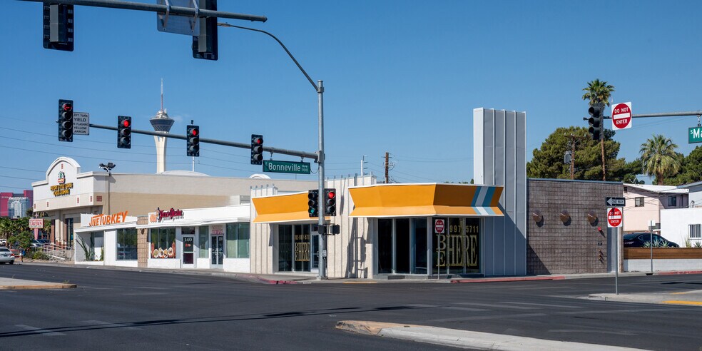 608 S Maryland Pkwy, Las Vegas, NV à louer - Photo du bâtiment - Image 1 de 8