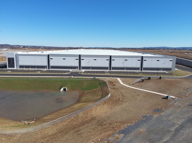 700 Killinger Road, Annville, PA for lease - Building Photo - Image 3 of 5