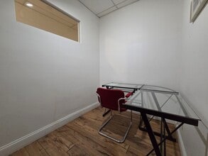 276 Fifth Ave, New York, NY for lease Interior Photo- Image 2 of 4