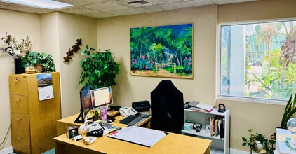 1070 E Indiantown Rd, Jupiter, FL for lease Interior Photo- Image 2 of 8