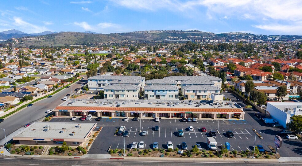 11255-11295 Camino Ruiz, San Diego, CA for lease - Building Photo - Image 1 of 12