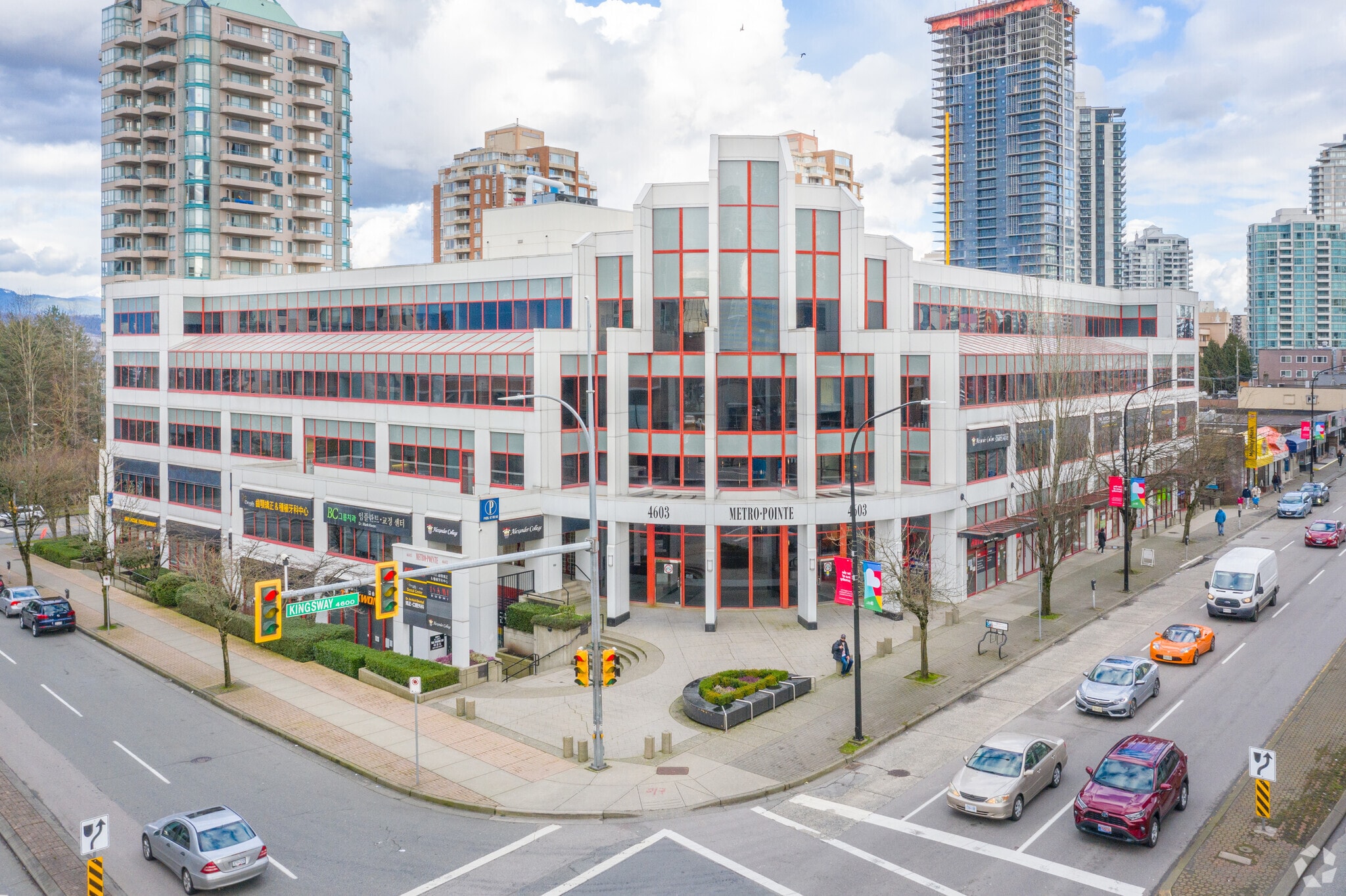 4603 Kingsway, Burnaby, BC for lease Primary Photo- Image 1 of 8
