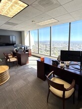 10880 Wilshire Blvd, Los Angeles, CA for lease Interior Photo- Image 2 of 11