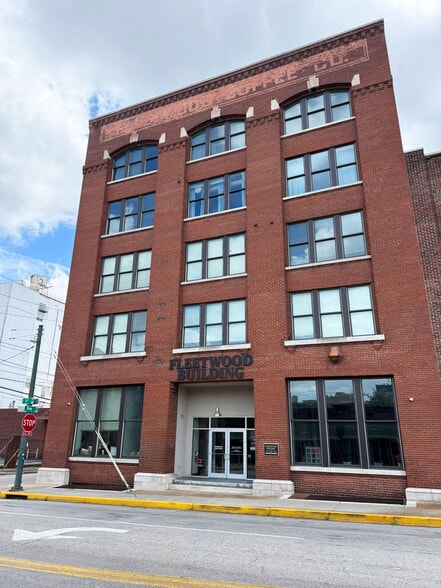 232 E 11th St, Chattanooga, TN for lease - Building Photo - Image 2 of 10