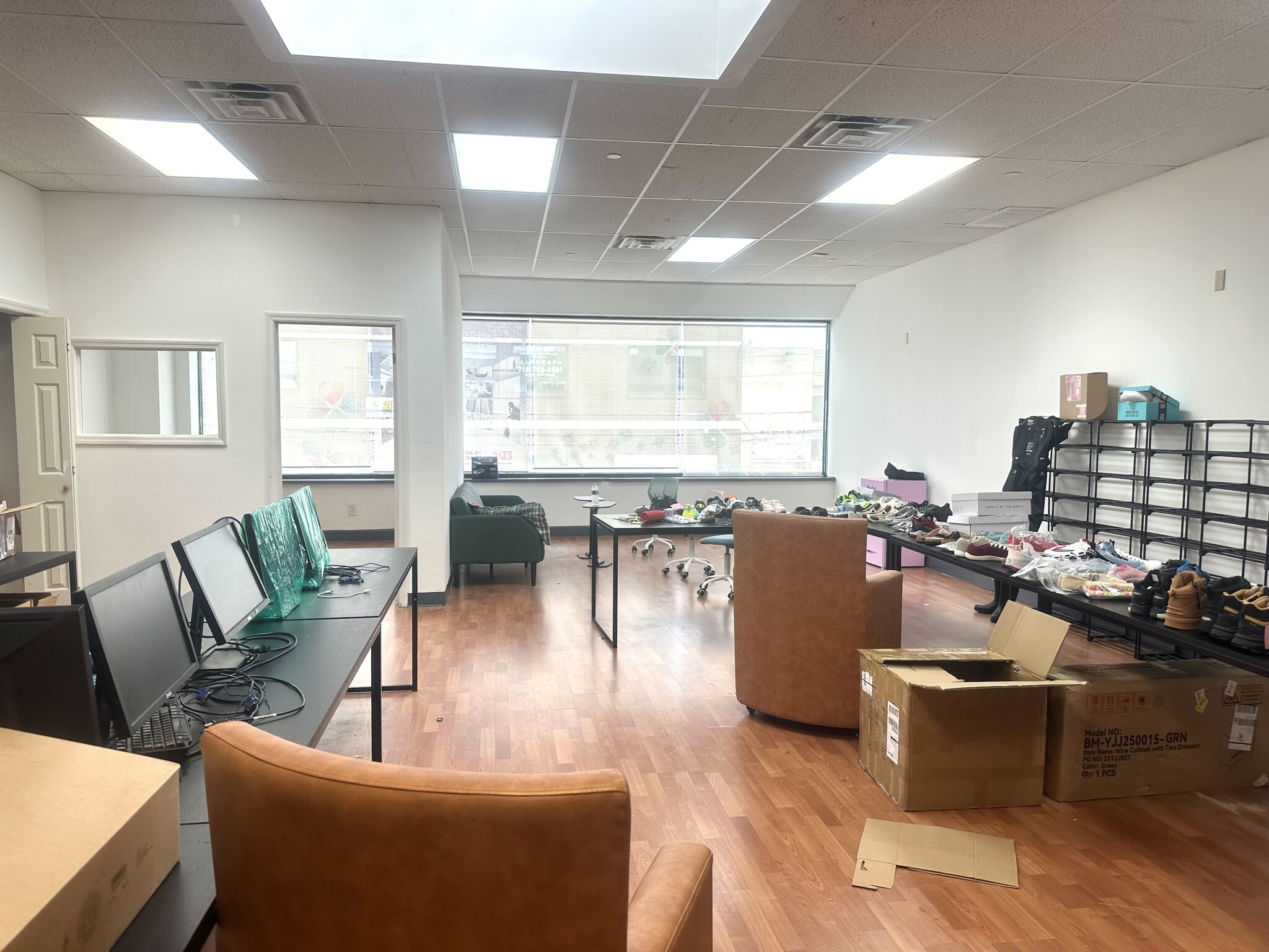 4516 162nd St, Flushing, NY for lease Interior Photo- Image 1 of 3