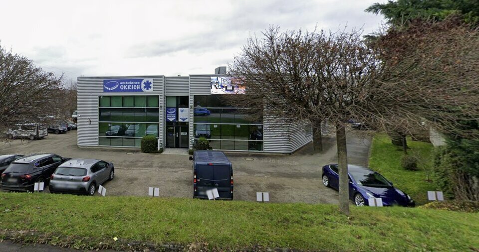 Flex in Eckbolsheim for lease Building Photo- Image 1 of 5