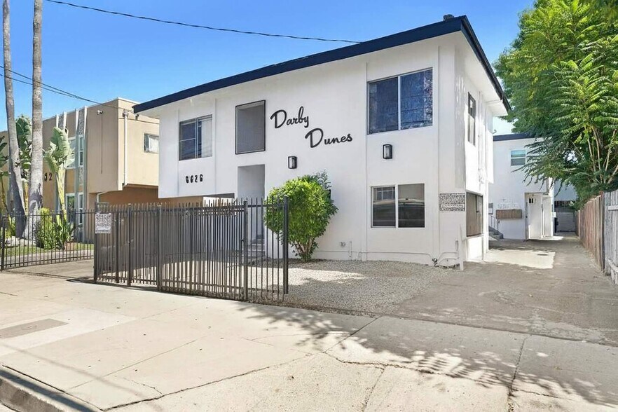 6626 Darby Ave, Reseda, CA à vendre - Photo du bâtiment - Image 2 de 26