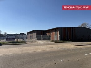 4723 Pinemont Dr, Houston, TX à vendre Photo du bâtiment- Image 1 de 2