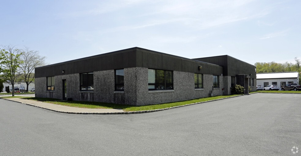 98 Ford Rd, Denville, NJ for lease - Primary Photo - Image 2 of 4