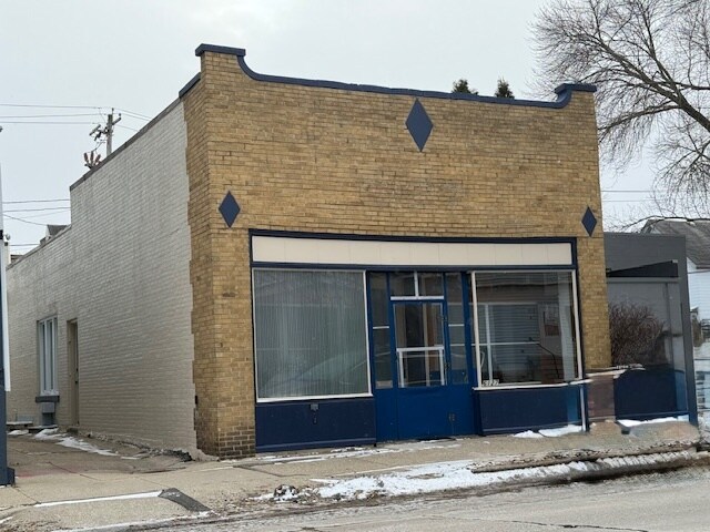 6127 W Mitchell St, West Allis, WI à vendre - Photo du bâtiment - Image 2 de 2