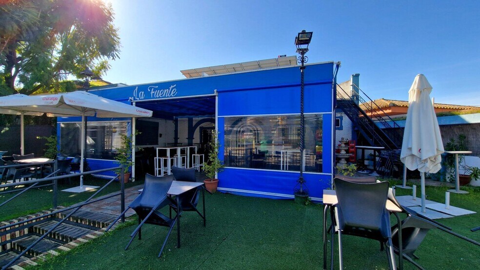Avenida Andalucía, 30, Valencina de la Concepción, Sevilla à vendre - Photo du bâtiment - Image 2 de 8
