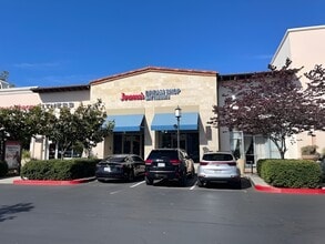 2015 Birch Rd, Chula Vista, CA à louer Photo du bâtiment- Image 1 de 4