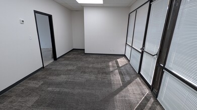 2105 S 48th St, Tempe, AZ for lease Interior Photo- Image 2 of 3