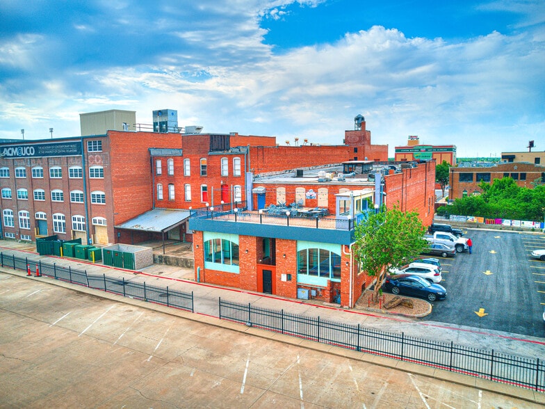 15 E California Ave, Oklahoma City, OK à vendre - Aérien - Image 2 de 23