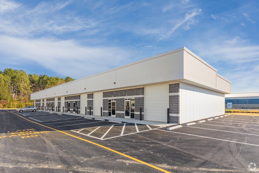 8169 Pine Ridge Rd, Mechanicsville, VA for sale - Building Photo - Image 1 of 12