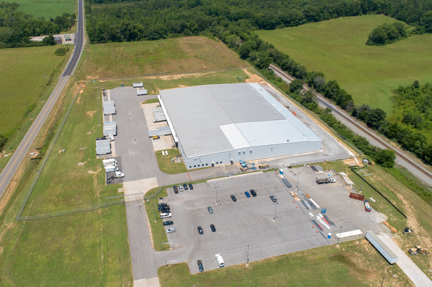 35 Fish Hatchery Ln, Anniston, AL à vendre - Photo du bâtiment - Image 1 de 1