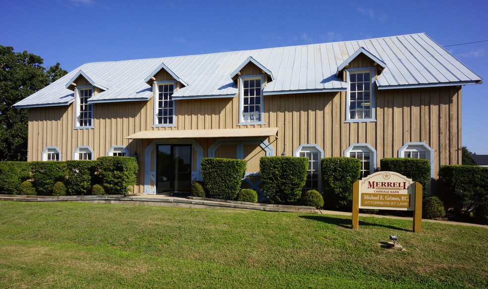 Merrell Campus portfolio of 5 properties for sale on LoopNet.ca - Building Photo - Image 3 of 6