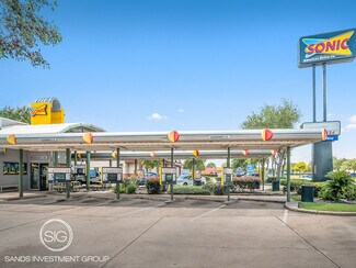 Plus de détails pour 5020 Fairmont Pky, Pasadena, TX - Commerce de détail à vendre