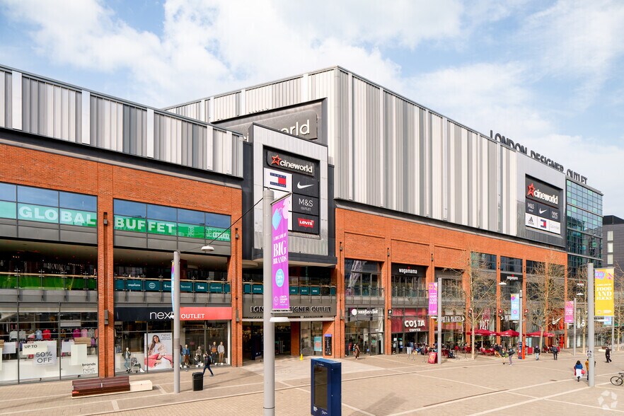 Olympic Way, Wembley à louer - Photo du bâtiment - Image 3 de 4