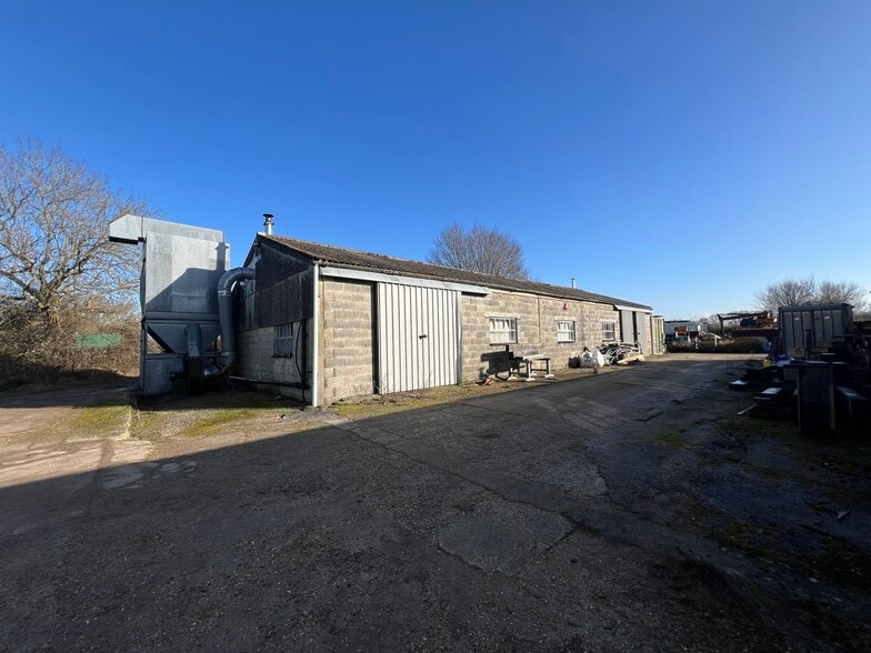 Twineham Ln, Haywards Heath for lease - Building Photo - Image 3 of 3