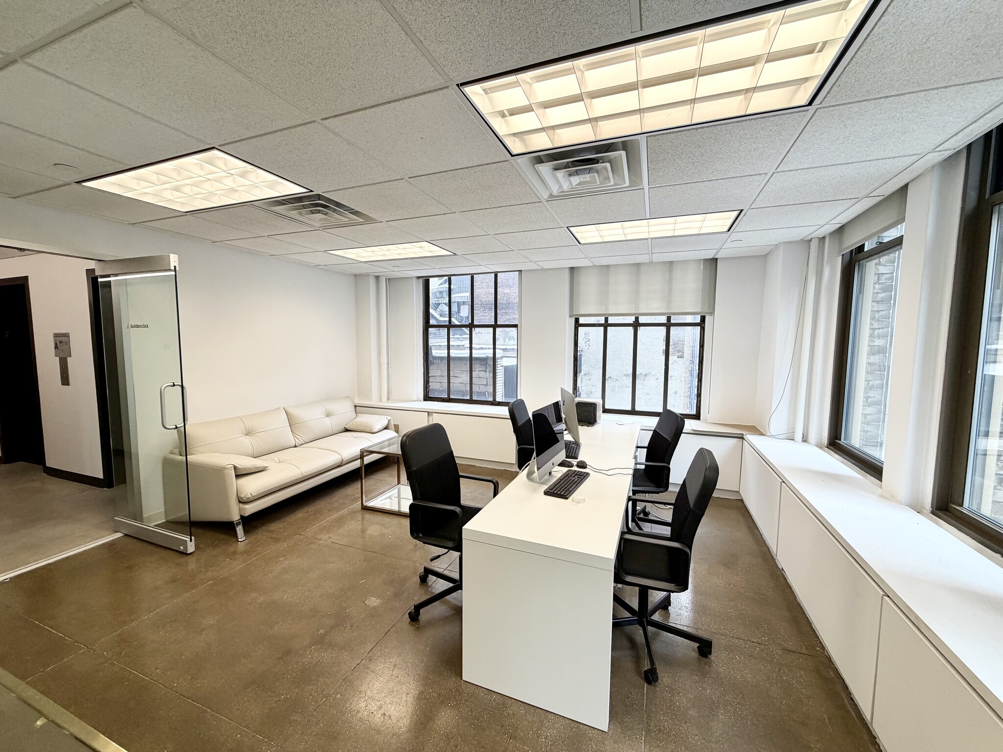 561 Seventh Ave, New York, NY for lease Interior Photo- Image 1 of 4