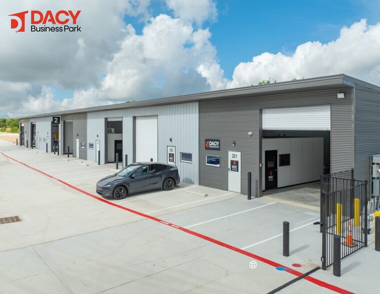 3300 Dacy Ln, Kyle, TX à louer - Photo du bâtiment - Image 3 de 20