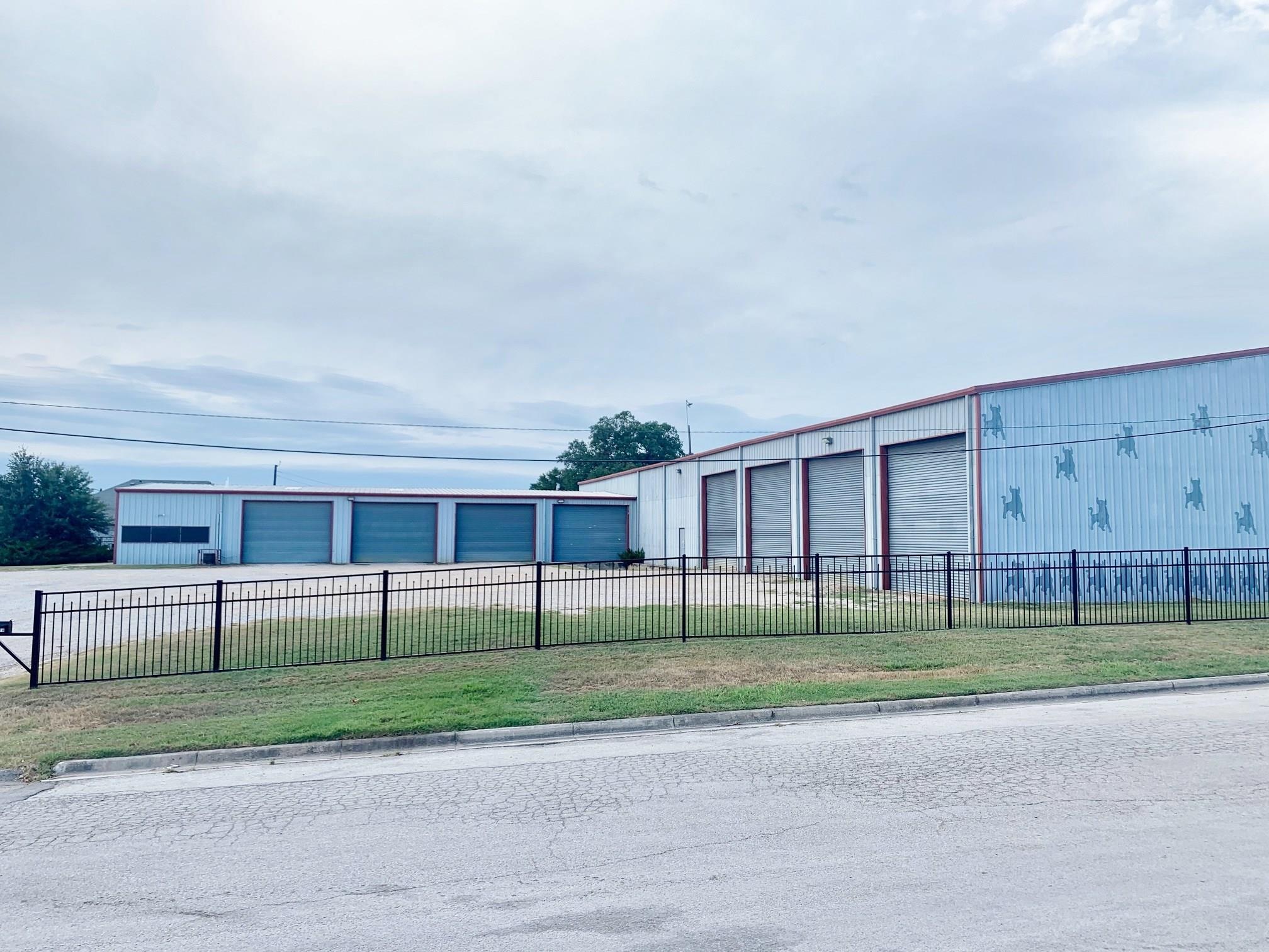 602 13th St, Bridgeport, TX for sale Building Photo- Image 1 of 1