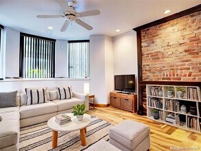 1604-1608 Av Selkirk, Montréal, QC for lease Interior Photo- Image 2 of 12