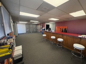 12101 E 51st St, Tulsa, OK à louer Photo intérieure- Image 2 de 6