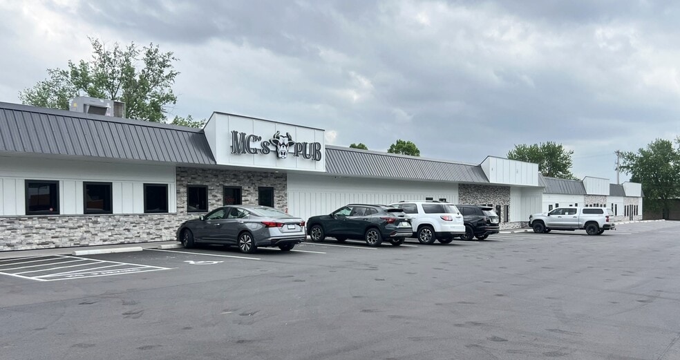 1207-1267 Geneva Ave N, Saint Paul, MN for lease - Building Photo - Image 1 of 4