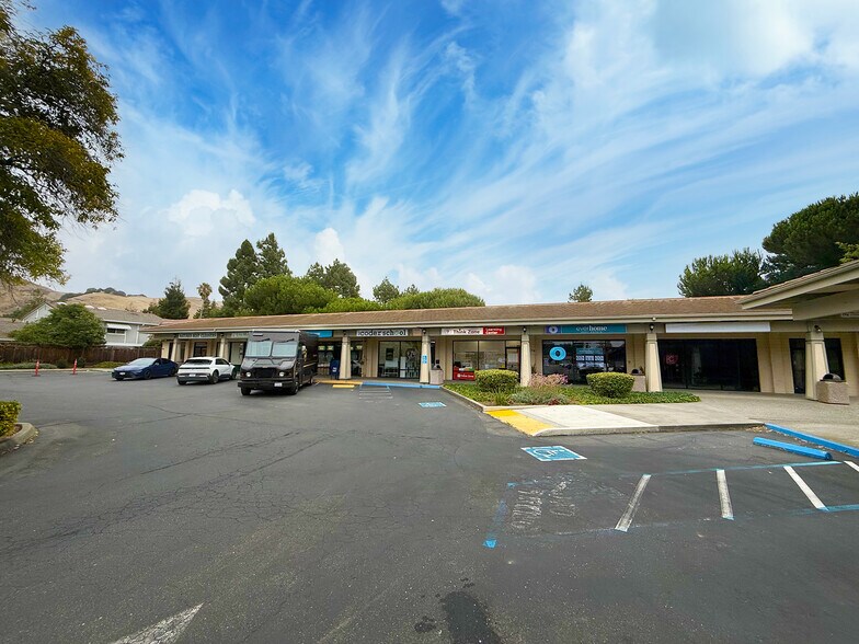 39933-40983 Mission Blvd, Fremont, CA à louer - Photo du bâtiment - Image 2 de 6