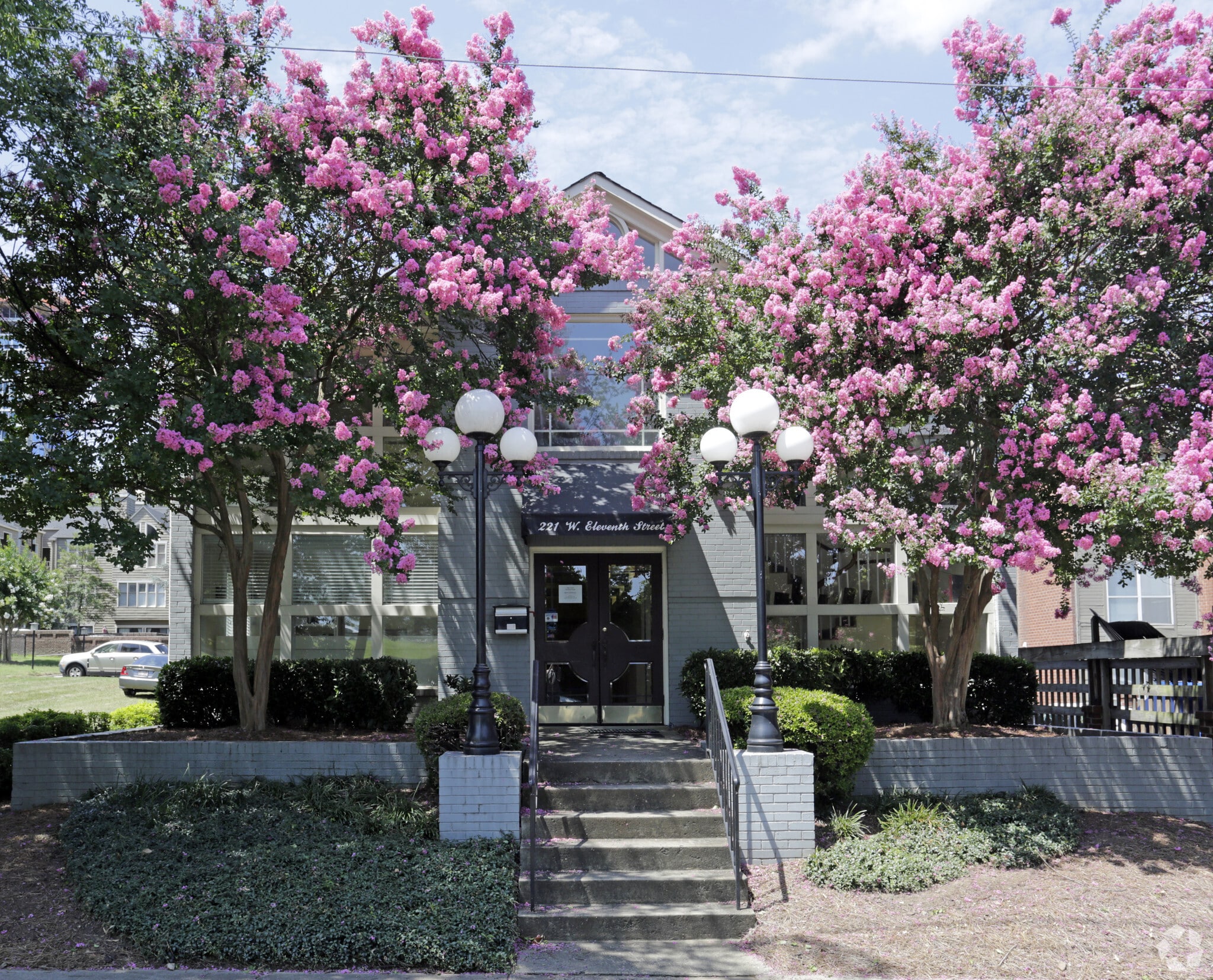 217 & 221 W 11th St, Charlotte, NC à vendre Photo principale- Image 1 de 9