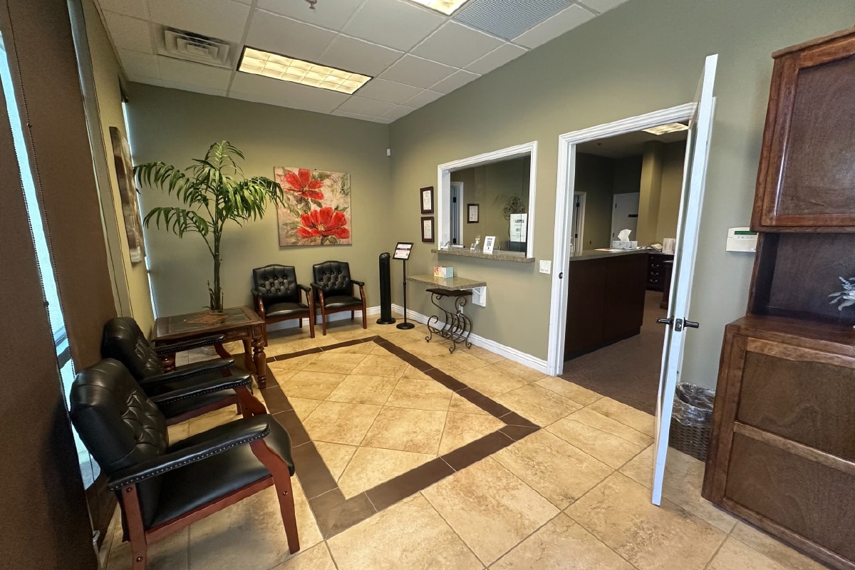 7005 N Maple Ave, Fresno, CA for lease Interior Photo- Image 1 of 3