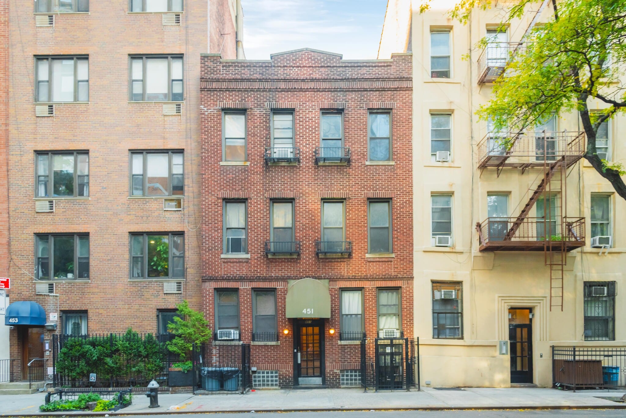 451 W 43rd St, New York, NY for sale Building Photo- Image 1 of 22