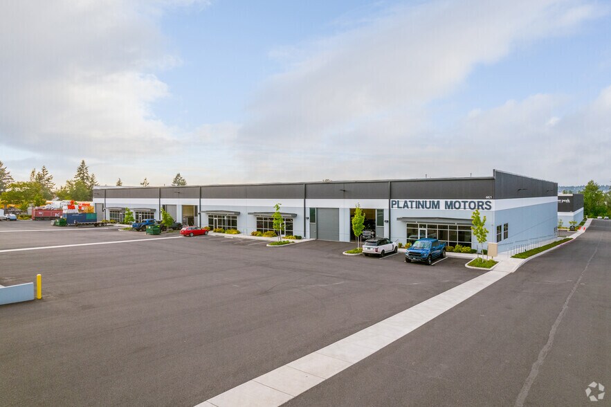 6801 NE Columbia Blvd, Portland, OR for lease - Building Photo - Image 1 of 5