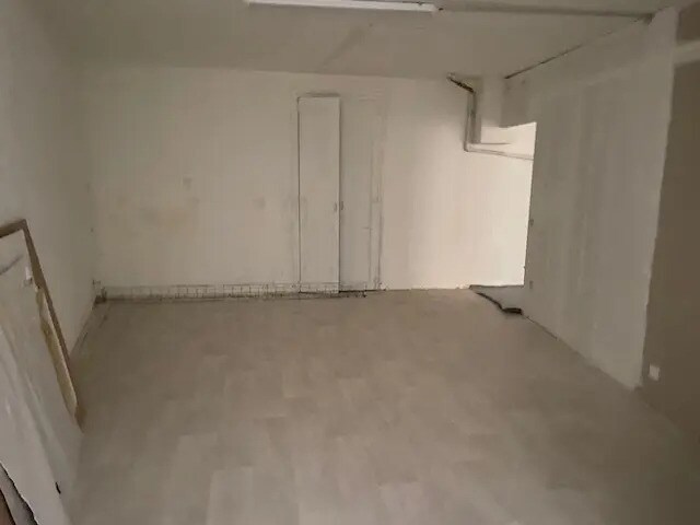 Rue Saint Pierre De Vaise, Lyon for lease Interior Photo- Image 1 of 7