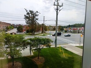 8800 Dufferin St, Vaughan, ON à louer Autre- Image 1 de 8